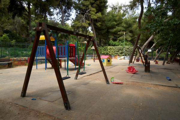 Ανακαινίζονται πλήρως 19 παιδικές χαρές από τον Δήμο Αθηναίων (pics)