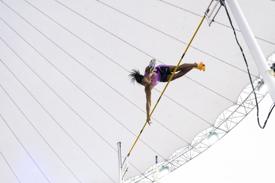 Ο Καραλής «πετάει» και στη βροχή - Πρώτη νίκη σε Diamond League με 6,02 μ. (Βίντεο)