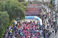 41ος Αυθεντικός Μαραθώνιος Αθήνας: Πλημμύρισε από χιλιάδες δρομείς το κέντρο