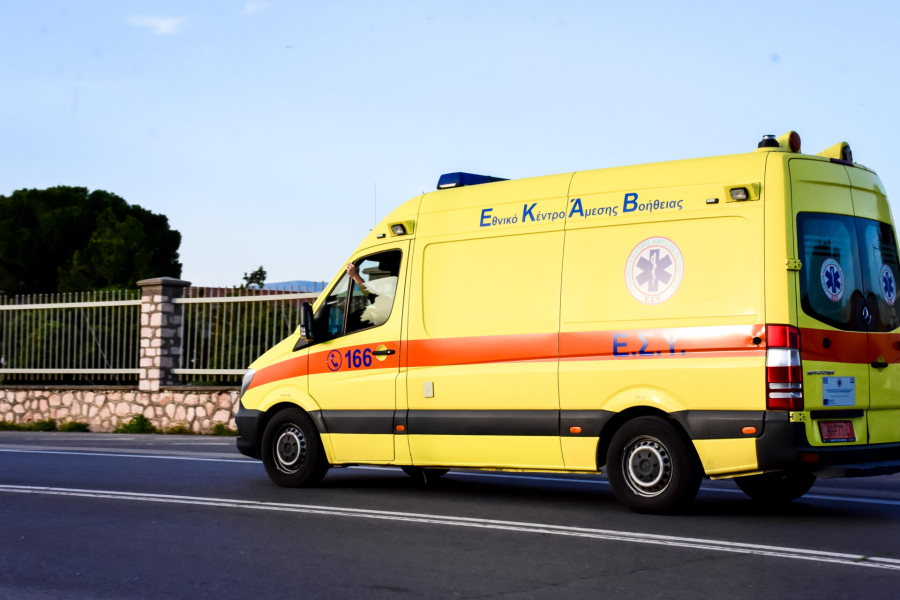 Θεσσαλονίκη: Νεκρός άνδρας που έπεσε από προβολέα στο γήπεδο των Αμπελοκήπων