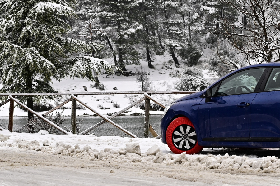 Αλυσίδες και οι χιονοκουβέρτες: Πόσο τελικά κοστίζουν και πώς τις βάζουμε