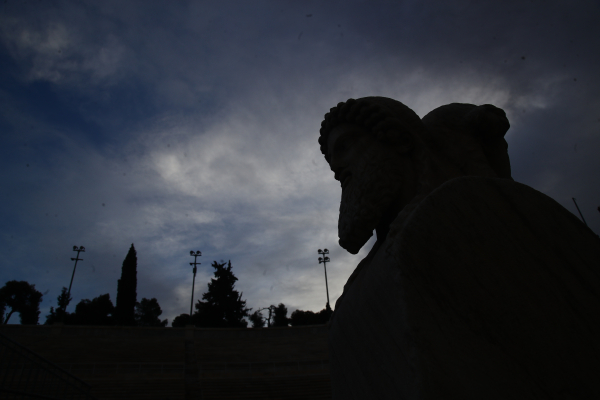 Κλειστοί δρόμοι: Κυκλοφοριακό κομφούζιο στην Αθήνα, οι εναλλακτικές για να μην κολλήσετε στην κίνηση