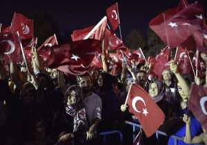 Σε κατάσταση έκτακτης ανάγκης για 3 μήνες η Τουρκία