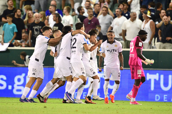 Κηφισιά - ΑΕΚ 1-1: Είχε το μυαλό της στο Champions League και το πλήρωσε στις καθυστερήσεις