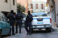 Μεσαρά: Ανήλικος πυροβόλησε το αυτοκίνητο του νονού του