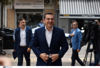 Ξεκινούν «τα όργανα» στον ΣΥΡΙΖΑ, σκέψεις μέχρι και για αλλαγή σε όνομα και λογότυπο