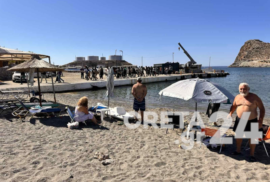 Μεταναστευτικό: Νέες αφίξεις στην Κρήτη, διπλωματική λύση αναζητά στη Λιβύη η κυβέρνηση