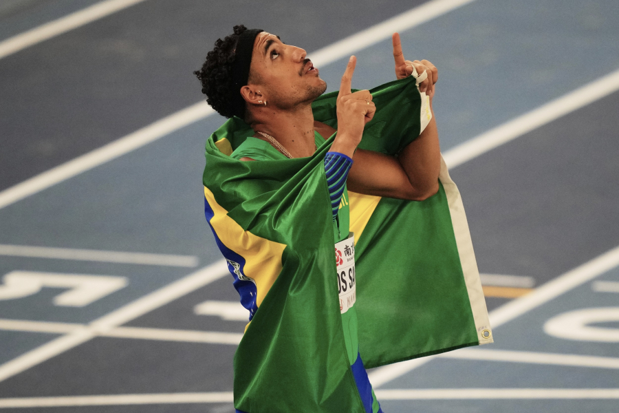 Παγκόσμιο κλειστού στίβου: Έχασε το μετάλλιο ώρες μετά τον τελικό, λόγω των παπουτσιών του