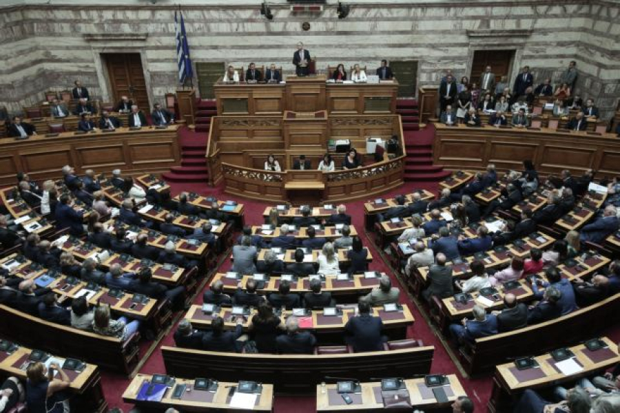 ΠΑΣΟΚ: Τροπολογία για τον εξωδικαστικό και 120 δόσεις για οφειλές στο Δημόσιο