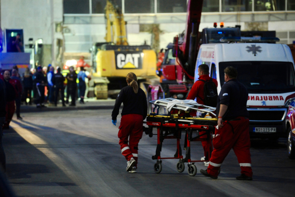 Σερβία: Τουλάχιστον 13 νεκροί από την κατάρρευση οροφής σε σιδηροδρομικό σταθμό