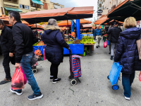 Καθηλωμένοι οι πραγματικοί μισθοί - Έρχεται νέο κύμα ακρίβειας