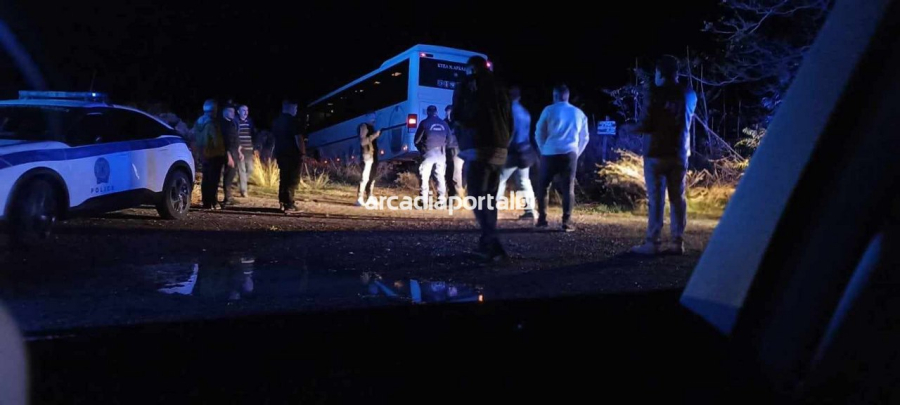 Αρκαδία: Οδηγός λεωφορείου έπαθε ανακοπή και πήγε να πέσει στον γκρεμό