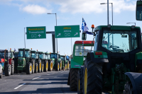 Κλιμακώνουν οι αγρότες: Τα μπλόκα από την Τρίτη 30/12 - Δεν θα «μπλοκάρουν» κρίσιμα σημεία στις εθνικές