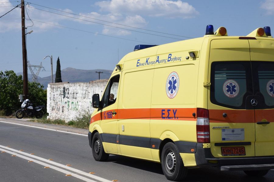 Eύβοια: Σε σοβαρή κατάσταση ο 4χρονος που παρασύρθηκε από το αυτοκίνητο του πατέρα του