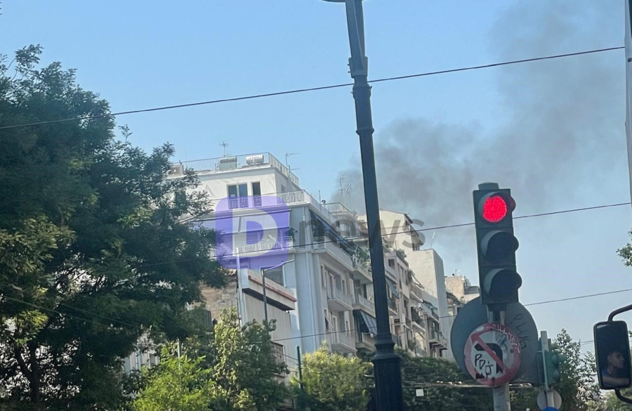 Φωτιά τώρα στην Πατησίων