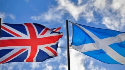 Επενδύσεις πολλών δισ. υπόσχεται η πρωθυπουργός της Σκωτίας, με αντάλλαγμα την ανεξαρτησία