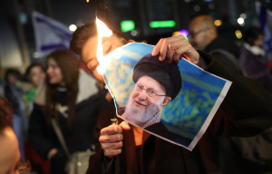 Διαδηλώσεις στο Ιράν: Ο Χαμενεΐ κατηγορεί τον Τραμπ για τα θύματα