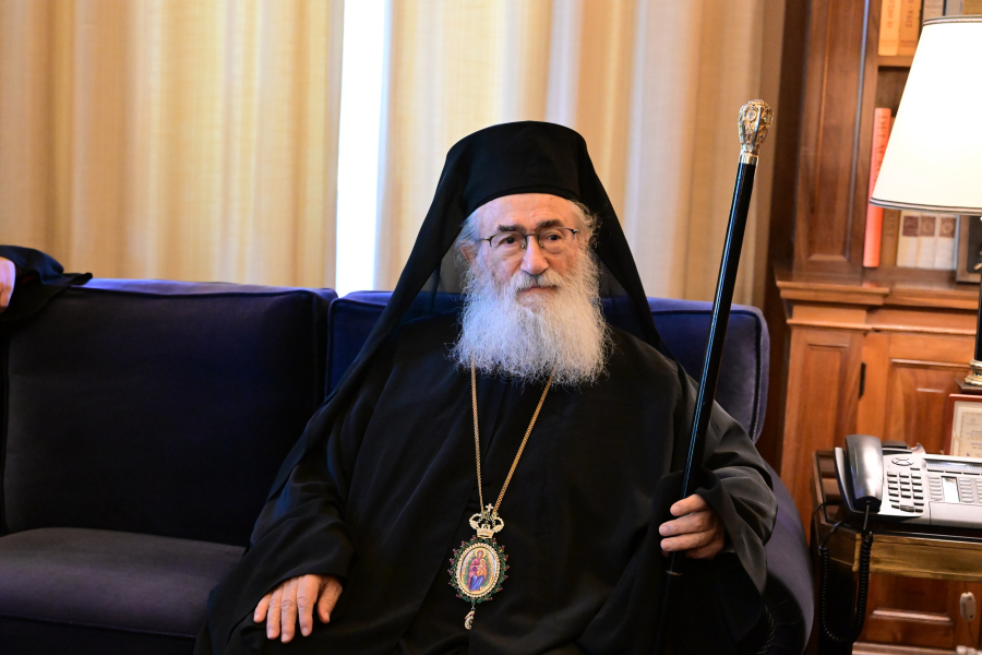 Το Πατριαρχείο Ιεροσολύμων έπαυσε τον αρχιεπίσκοπο Σινά Δαμιανό - Η ανακοίνωση