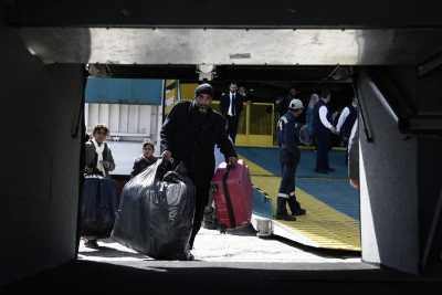 Μια «μικρή Ειδομένη» το λιμάνι του Πειραιά