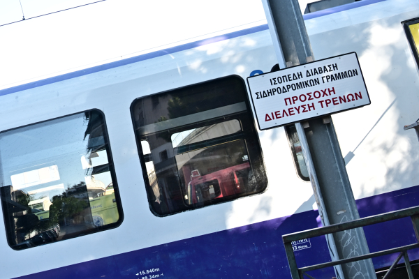 Παρολίγον νέα Τέμπη: Τρένο μπήκε σε λάθος γραμμή για 7 λεπτά - Διαψεύδει ο ΟΣΕ