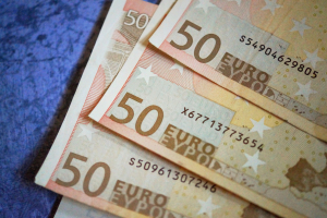 Μεγάλη ελληνική εταιρία έδωσε μπόνους 1 εκατ. ευρώ στους εργαζόμενους