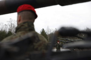 Η Ευρώπη επιταχύνει τις στρατιωτικές προετοιμασίες για πόλεμο με την Ρωσία