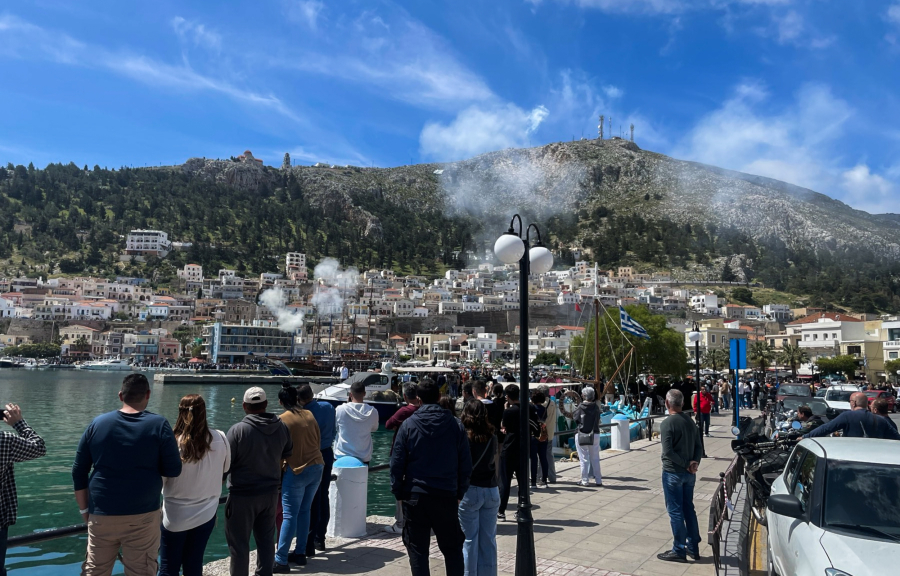 Πώς θα είναι ο καιρός την Κυριακή του Πάσχα: Πού θα βρέχει και πού θα φυσάει