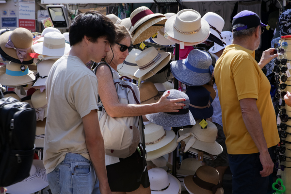 Τουρισμός: Αισιόδοξα μηνύματα από τις αφίξεις - Οι προϋποθέσεις για την επίτευξη ενός... νέου 2019