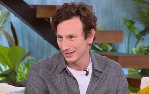 Συγκινεί ο Μιχάλης Σαράντης: «Έχασα τον καλύτερό μου φίλο σε τρυφερή ηλικία– Ένιωθα ενοχές»