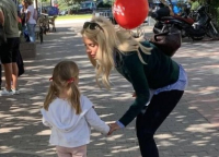 Ελένη Μενεγάκη: Η κόρη της έγινε 11 - Οι σπάνιες φωτογραφίες που δημοσίευσε