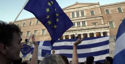 Συγκέντρωση «Μένουμε Ευρώπη» στο Σύνταγμα