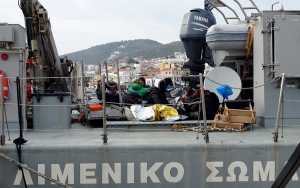 Ύπατη Αρμοστεία ΟΗΕ: Να επιταχυνθεί η μεταφορά αιτούντων άσυλο από τα νησιά