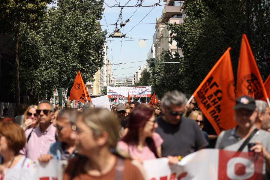 ΑΔΕΔΥ: Στάση εργασίας την Τρίτη 14 Ιουλίου και φοιτητικό συλλαλητήριο στα Προπύλαια για την Συνταγματική Αναθεώρηση