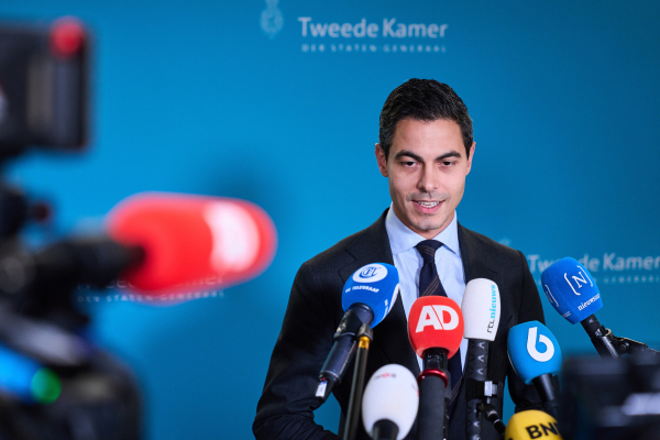 Ολλανδία: Σπάνια κυβέρνηση μειοψηφίας τρεις μήνες μετά τις εκλογές