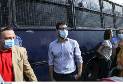 Ηλιόπουλος: Η κυβέρνηση απέτυχε να προστατέψει τον κόσμο της εργασίας από τη διασπορά του ιού