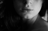 Νέα «υπόθεση Κολωνού»: Πώς δρούσε το κύκλωμα μαστροπείας - Τουλάχιστον 4 τα θύματα