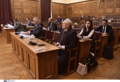 Εξεταστική για Τέμπη: Αυλαία με αντιπαραθέσεις, καταγγελίες για κυβερνητική συγκάλυψη και σόου Κωνσταντοπούλου