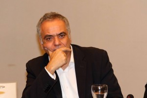 Σκουρλέτης: Ο Μητσοτάκης είναι όμηρος του Σαμαρά