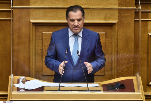 Γεωργιάδης για ΔΕΗ: «Η κυβέρνηση της ΝΔ πέτυχε ένα μικρό θαύμα», τι είπε για τις ανατιμήσεις