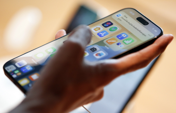 Apple: Πληρώνει 95 εκατ. $ σε διακανονισμό, επειδή «κρυφάκουγε» η Siri