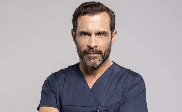 «Ο Γιατρός»: Νέα μέρα και ώρα - Η Άννα υποκύπτει στον εκβιασμό του Ηλιάδη