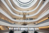 Ξεχασμένο για δεκαετίες σε ένα σκονισμένο υπόγειο εμπορικού κέντρου, ένα χαμένο γλυπτό επιστρέφει στην έκθεση