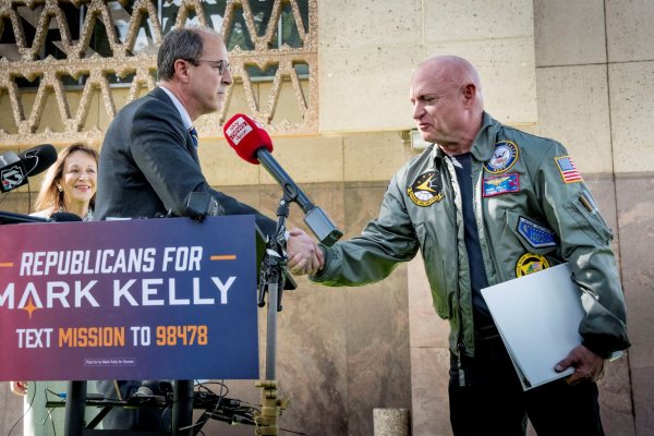 Μία έδρα δίνει στους Δημοκρατικούς τον έλεγχο της Γερουσίας των ΗΠΑ - Θρίλερ στη Νεβάδα