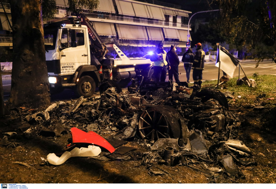 Βίντεο ντοκουμέντο από το τροχαίο στην Βούλα, η στιγμή που ο 19χρονος χάνει τον έλεγχο