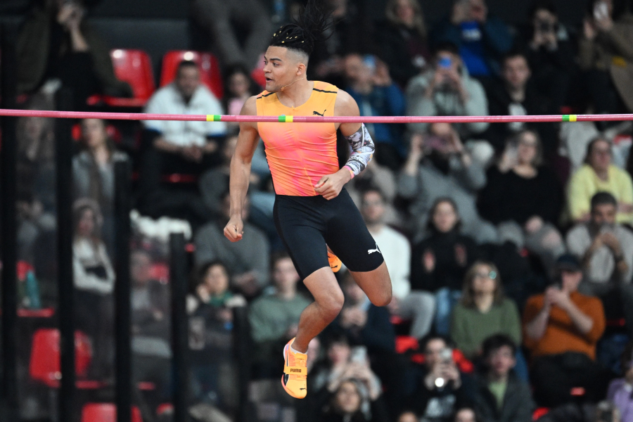 Εμμανουήλ Καραλής: Ασταμάτητα ρεκόρ - «Πέταξε» πάνω και από τα 6,02 μ.