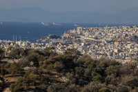 Υδροκεφαλισμός χωρίς φρένο: Η Αττική συσσωρεύει διαρκώς εισόδημα, θέσεις εργασίας και καταθέσεις