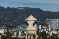 Η Paramount ετοιμάζεται να εγκαταλείψει την Καλιφόρνια