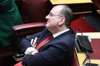 «Δεν πατάει καλά ο Δένδιας» λέει ο Λαζαρίδης