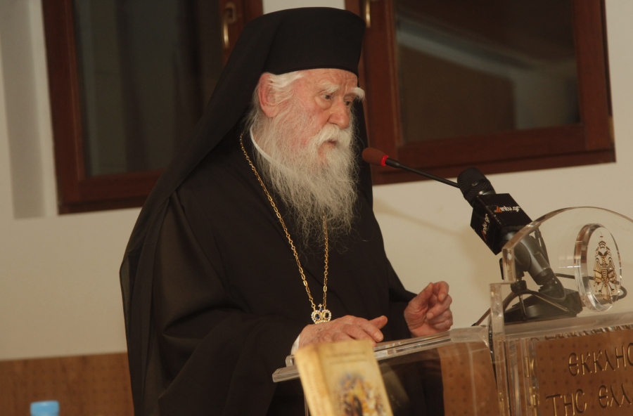 Μητροπολίτης Γερμανός προς ιερείς: «Οσοι δεν κάνουν το εμβόλιο και νοσήσουν θα υποστούν κυρώσεις»