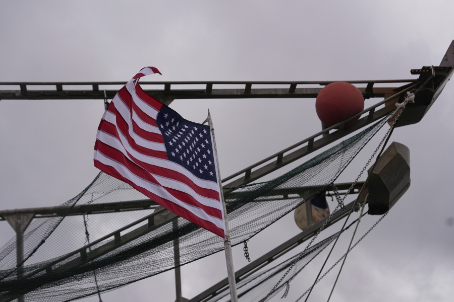 Ανάλυση Guardian: Οι δασμοί Τραμπ μπορεί να φρενάρουν την ακροδεξιά στην Ευρώπη